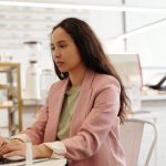 Контроль в Обучении Искусственного Интеллекта